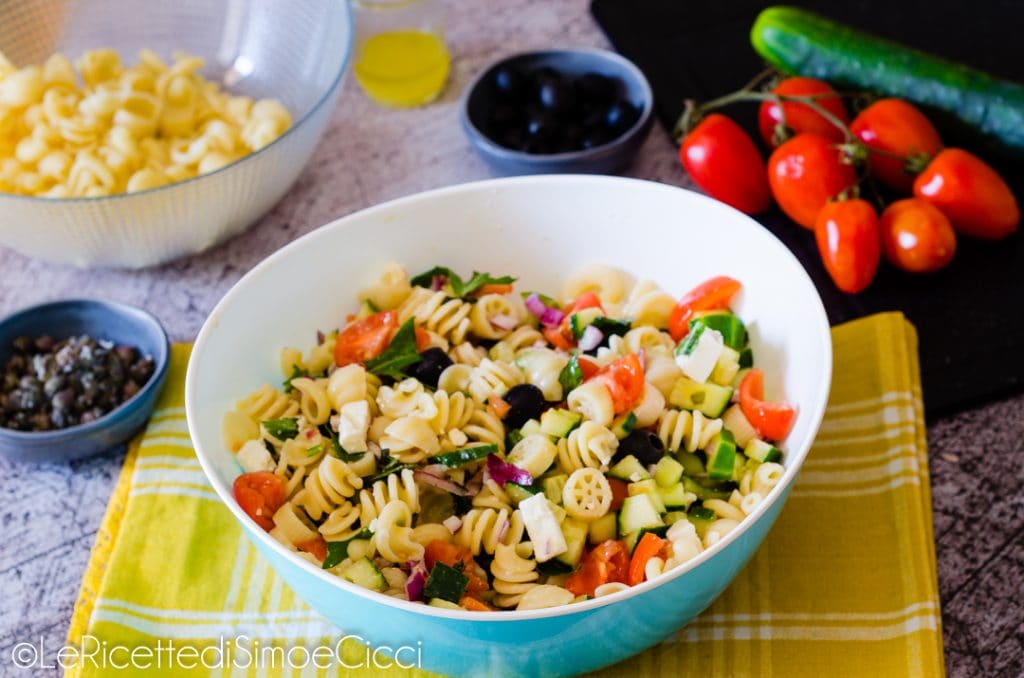 Pasta fría a la griega