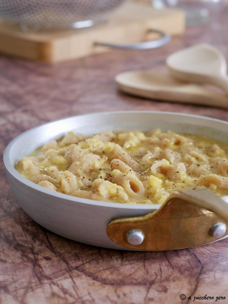 Pasta integral y lentejas rojas sin piel