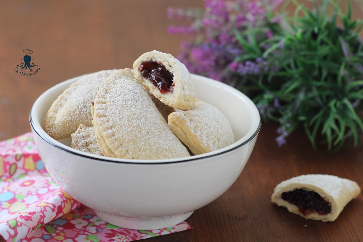 Pastatelle pugliesi, receta dulce de Pascua.