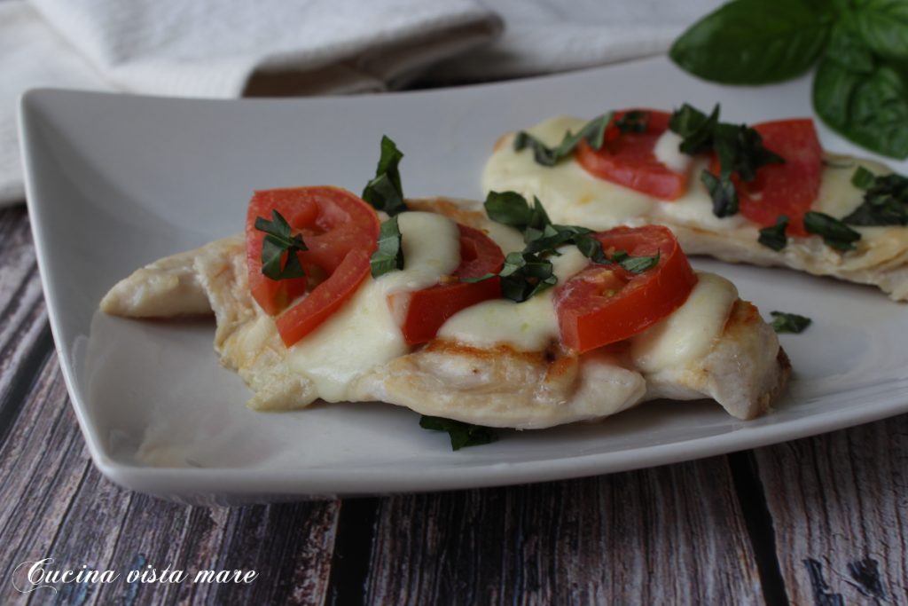 Pechuga de pollo a la caprese Cocina vista al mar