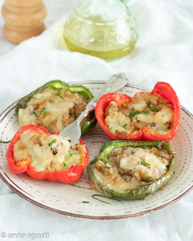 Pimientos rellenos de Atún y Scamorza