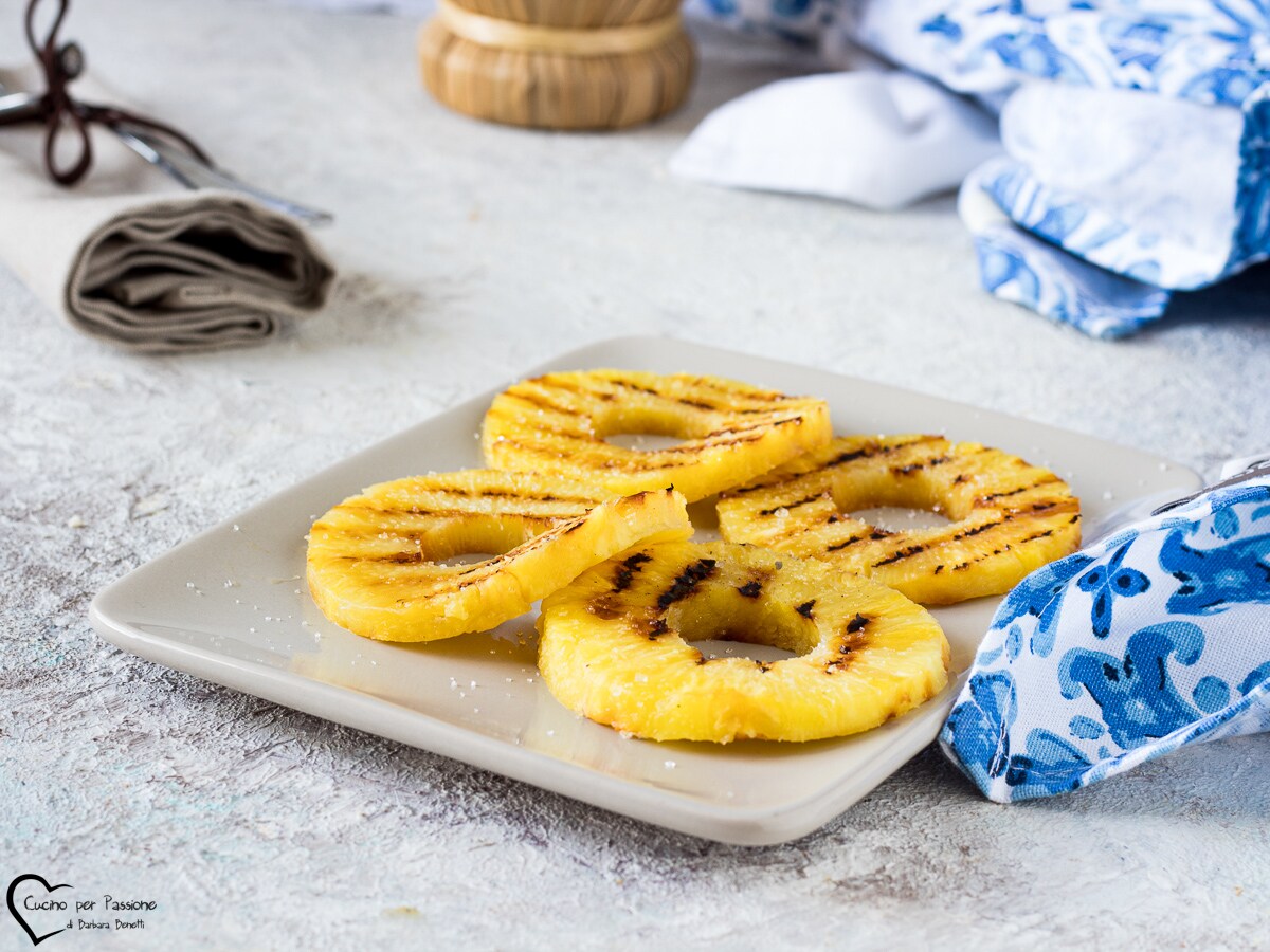 PIÑA A LA PARRILLA