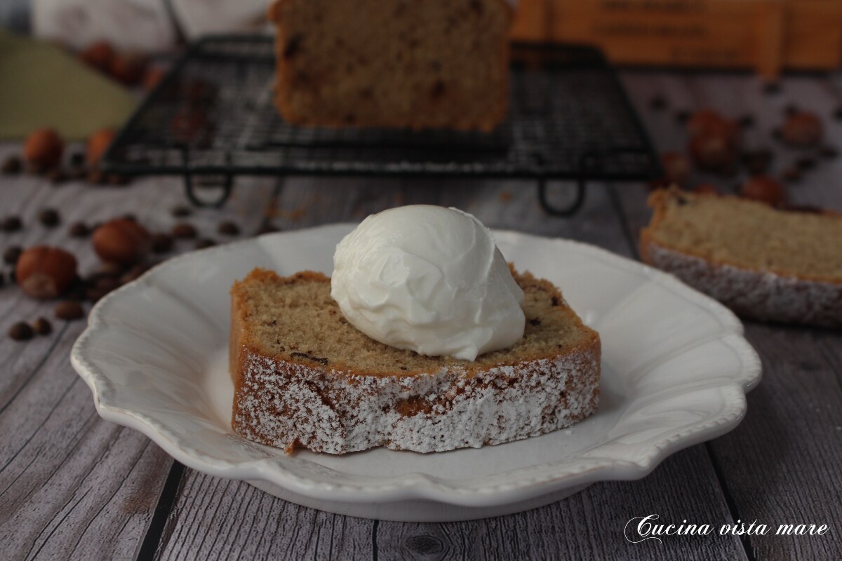 Plumcake café chocolate y avellanas