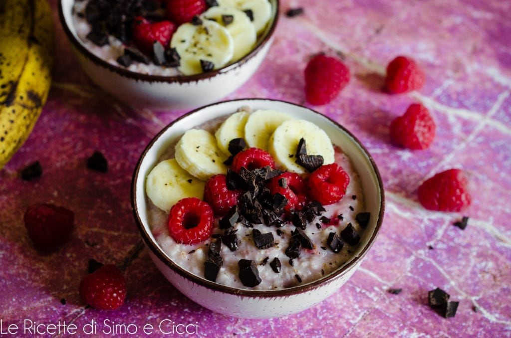 Porridge de frambuesas y chocolate