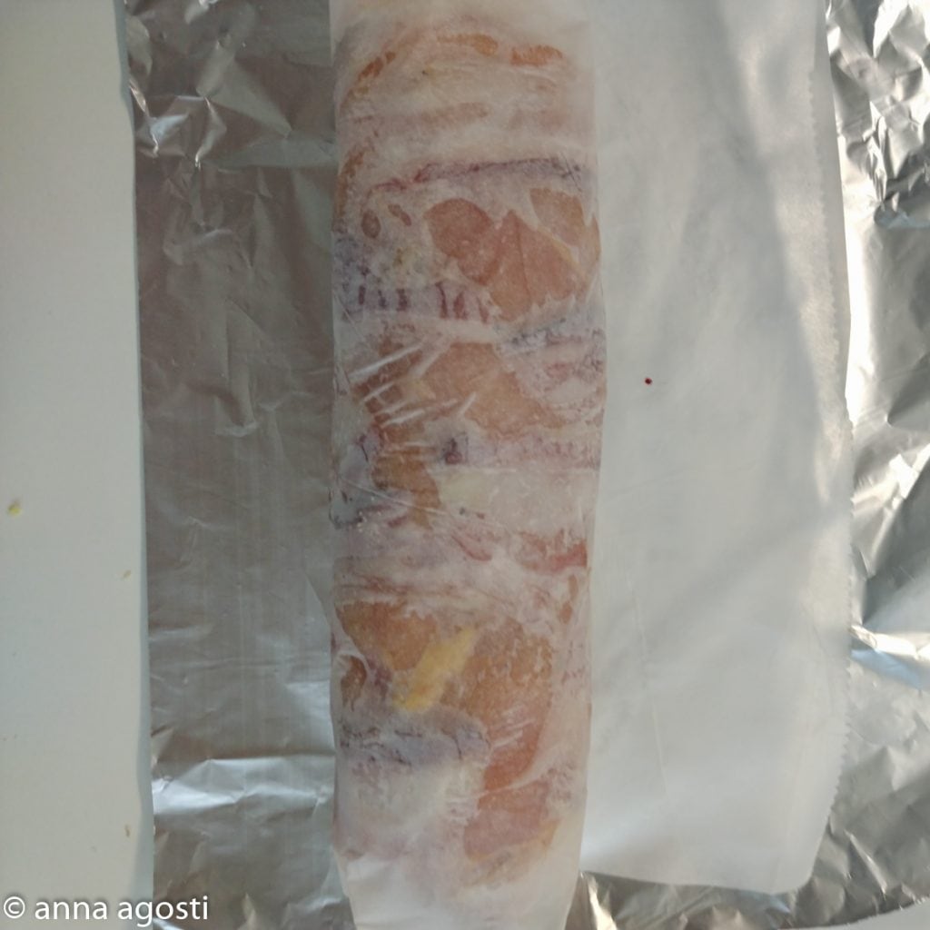 Rollito de pollo envuelto con bacon