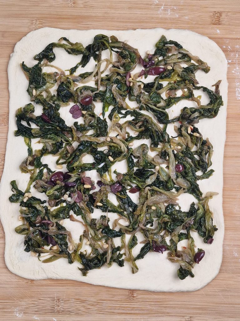 Rollos de pizza con escarola