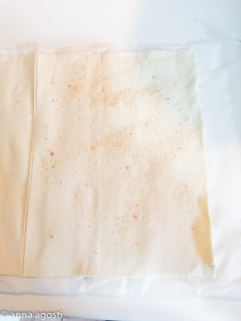 Rústicos fundentes con calabacín jamón y provola