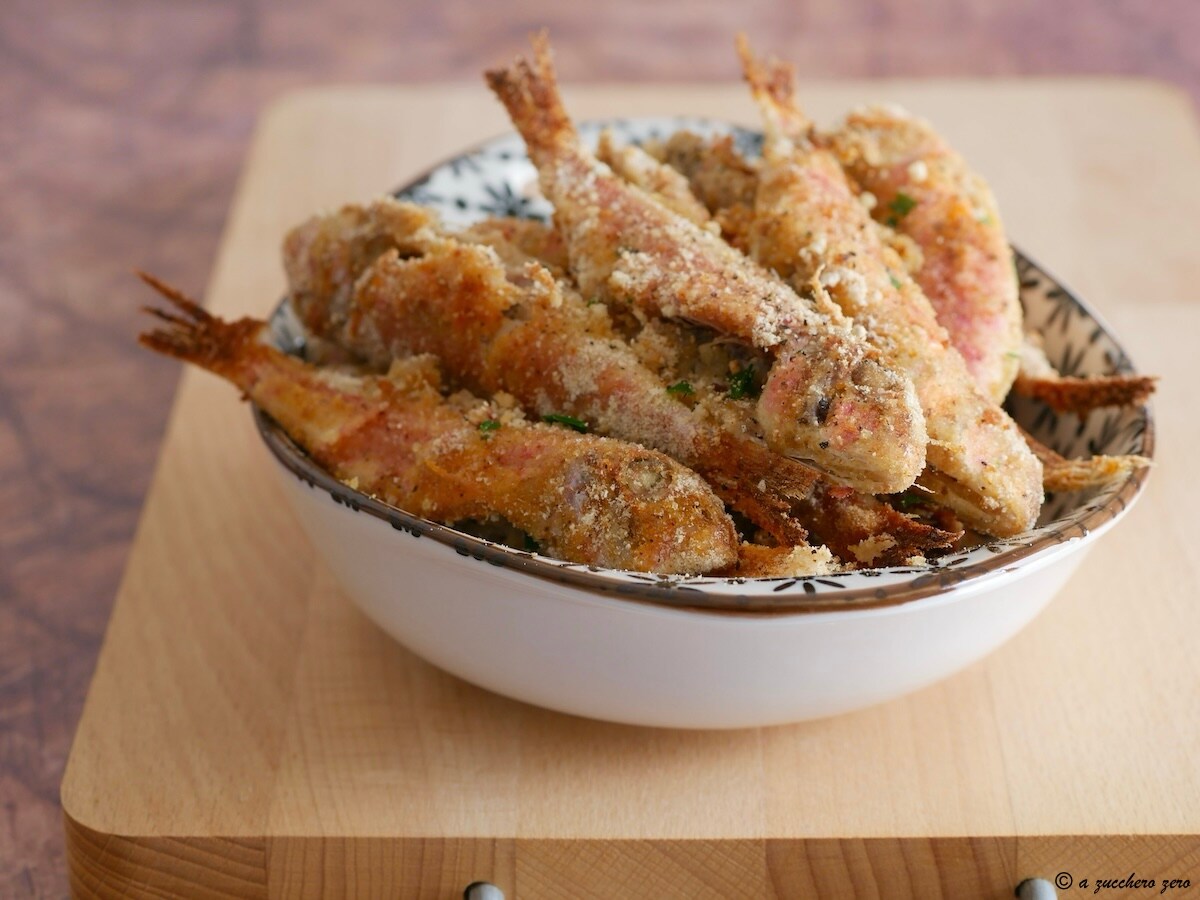 Salmonetes al horno con empanado crujiente y ligero