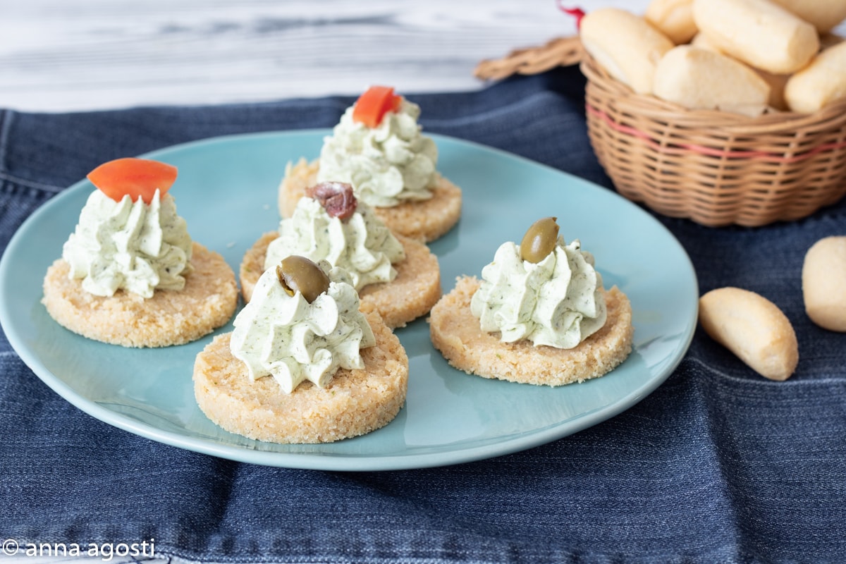 Salmueras al pesto tostadas sin cocción