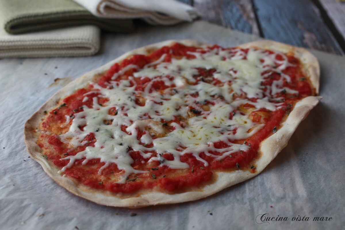 Schiacciata margherita