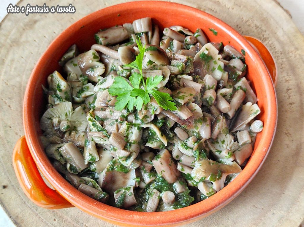 Setas chiodini salteadas