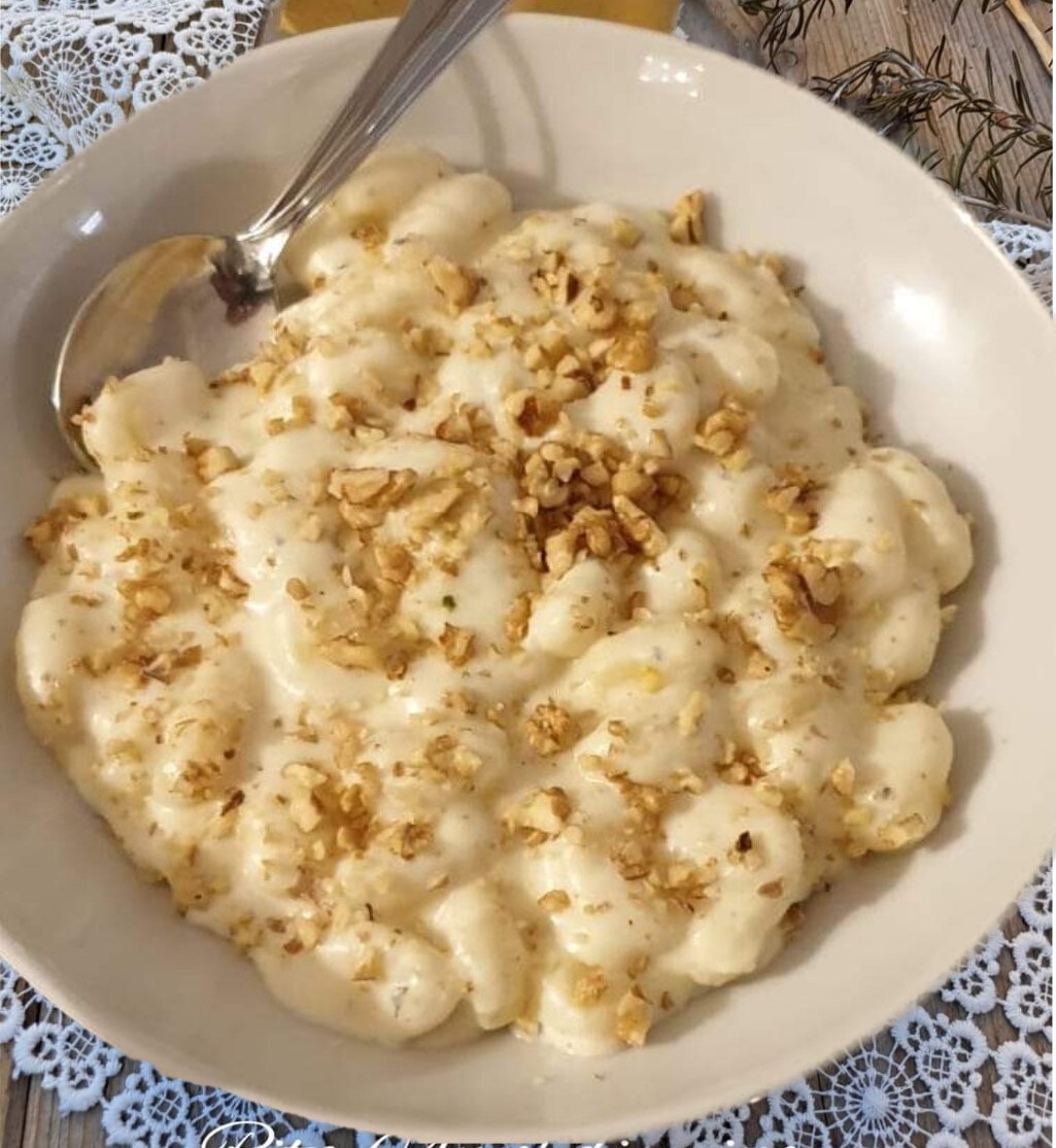 Gnocchi con crema de nueces