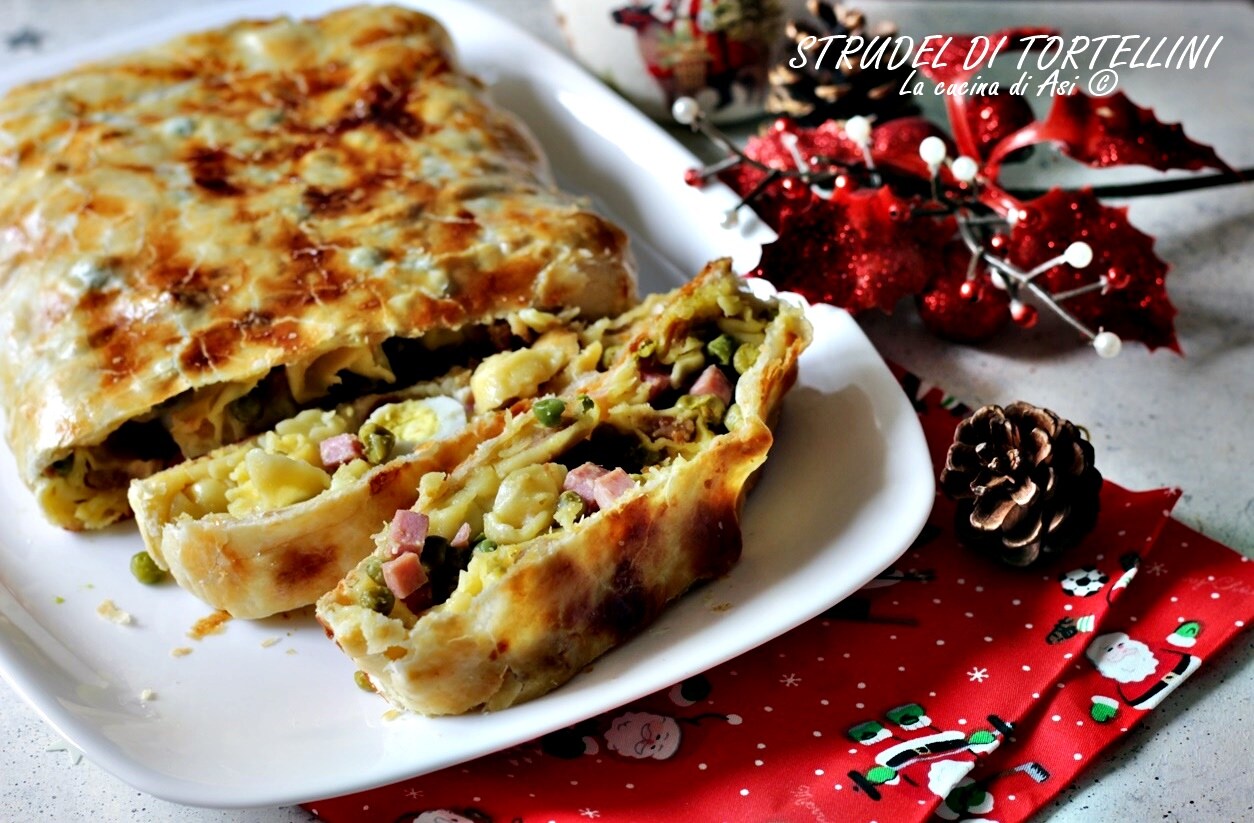 Strudel de tortellini revueltos en hojaldre