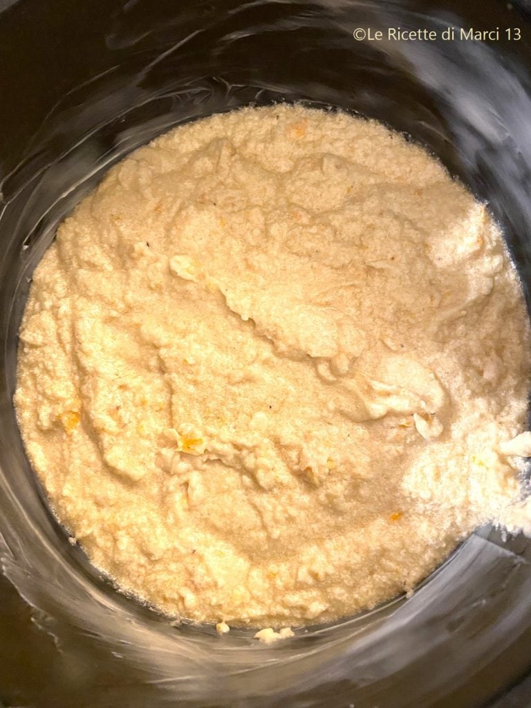 Tarta de almendras sin gluten con sabor a pastiera masa