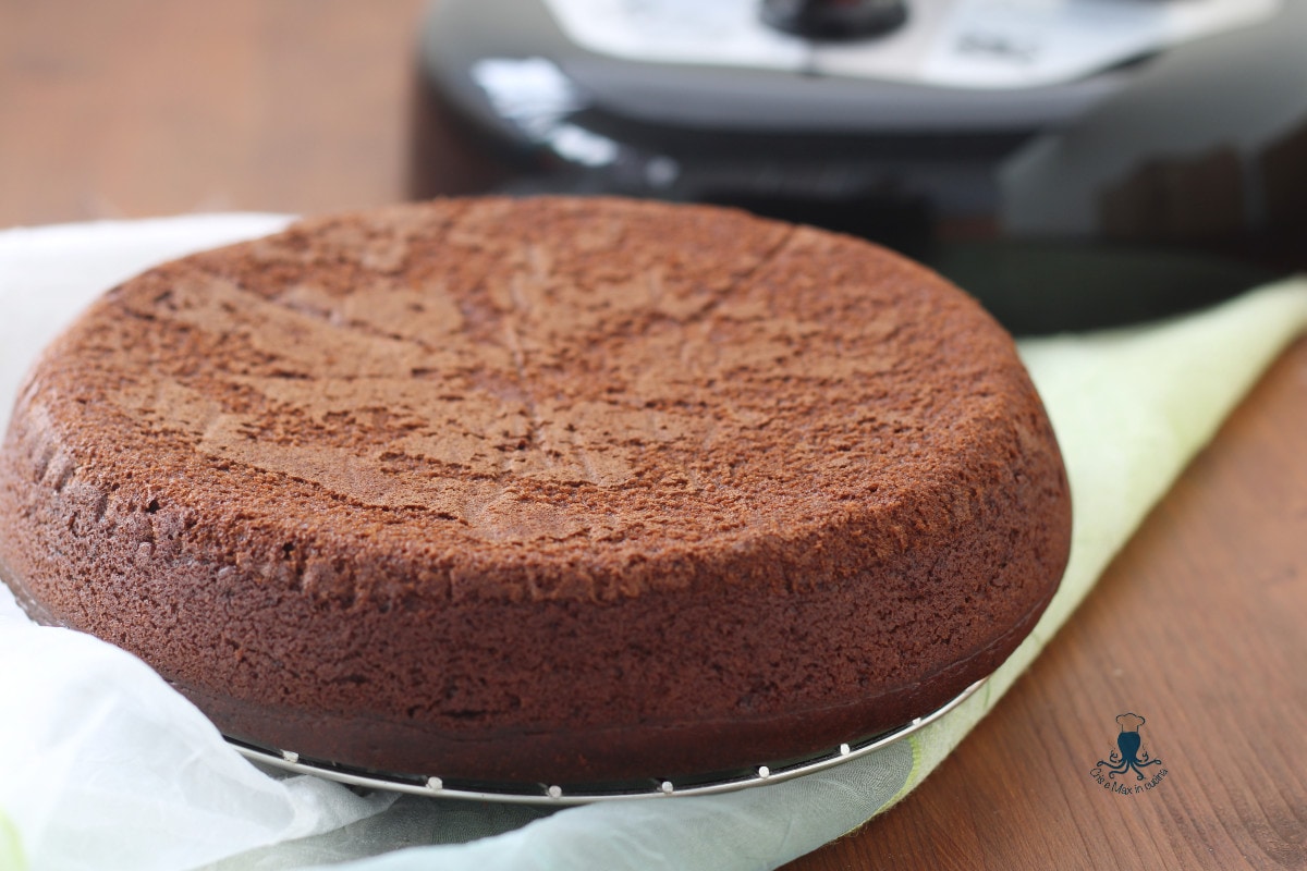 Tarta de cacao en el multicooker, receta con mascarpone sin mantequilla