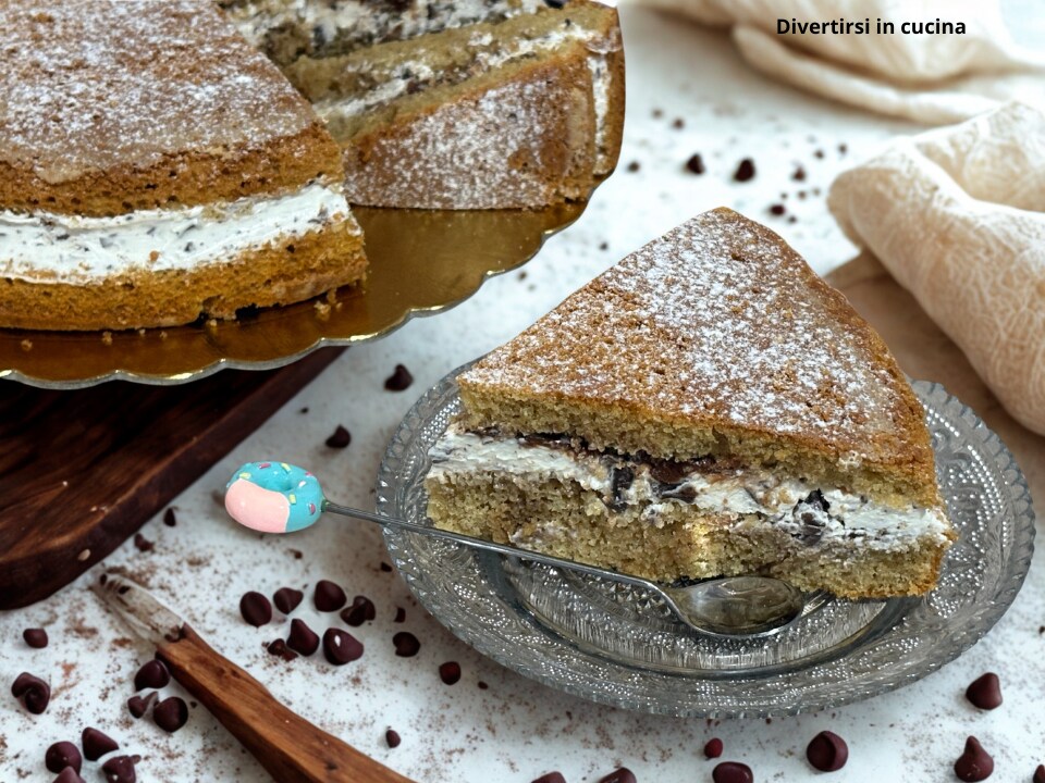 Tarta rellena de stracciatella