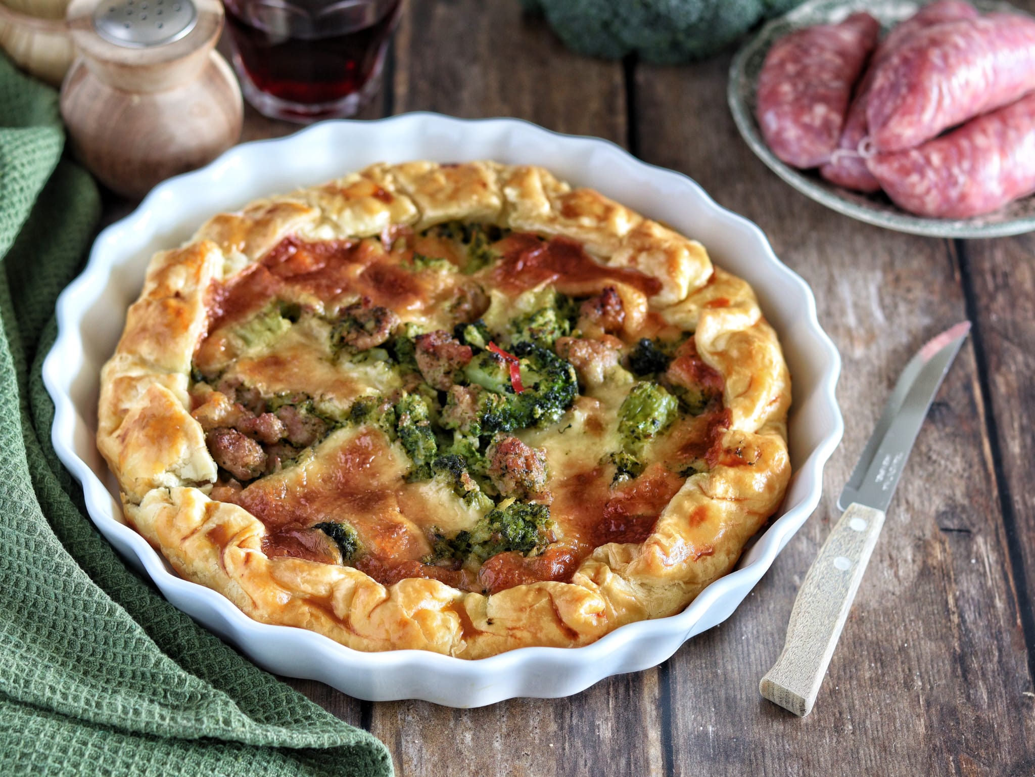 Tarta salada de brócoli y salchicha