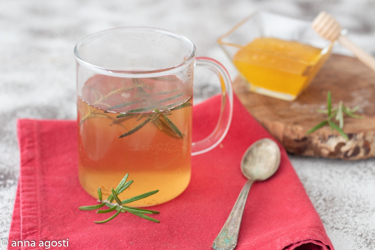 Tisana de Romero digestiva y antiespasmódica