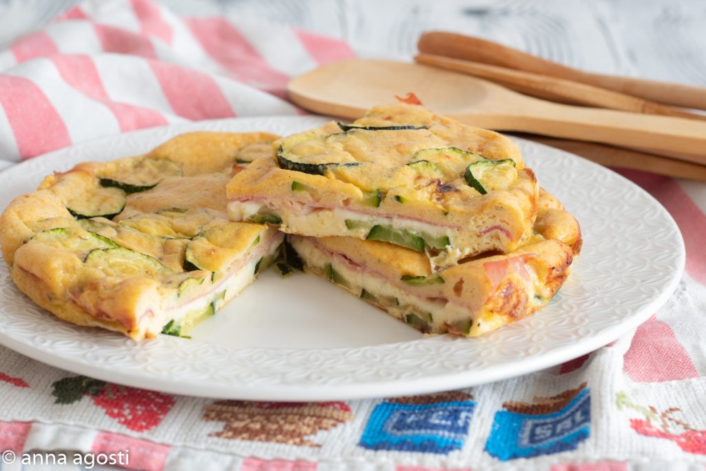 Tortilla de calabacín rellena al horno