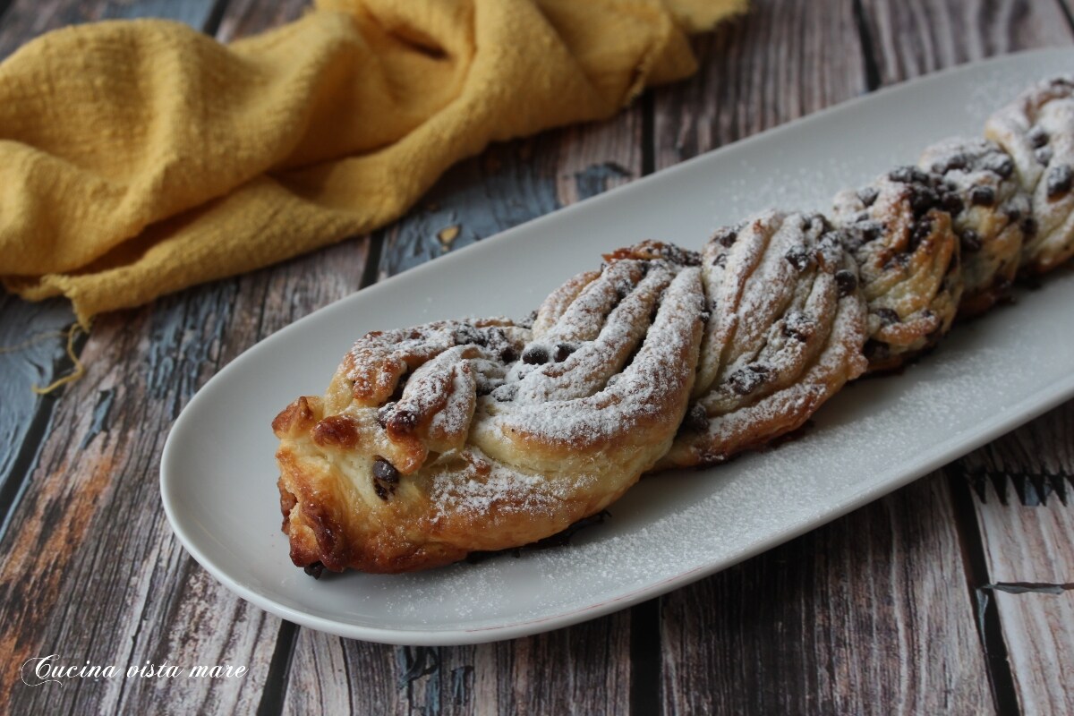 Trenza de hojaldre al chocolate