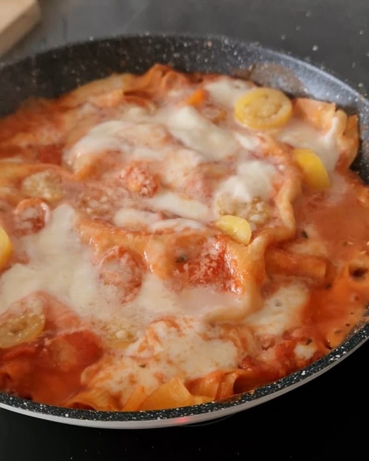 Lasaña en sartén a la caprese