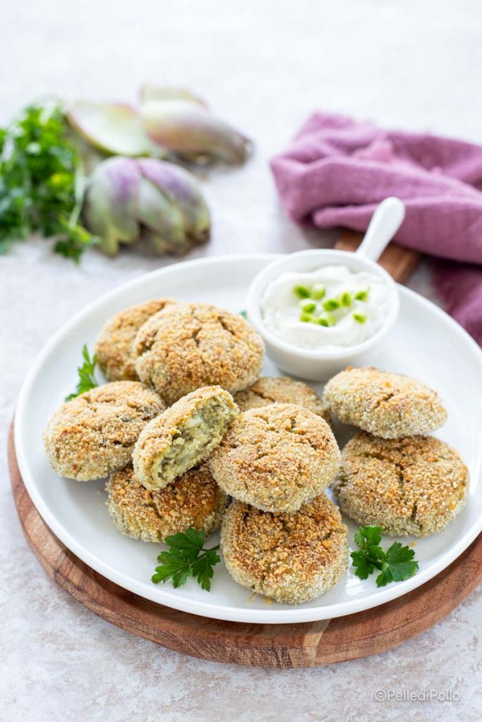 albóndigas con alcachofas al horno
