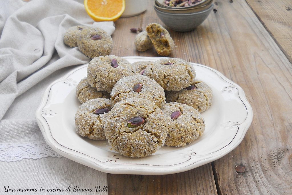 amaretti al pistacchio