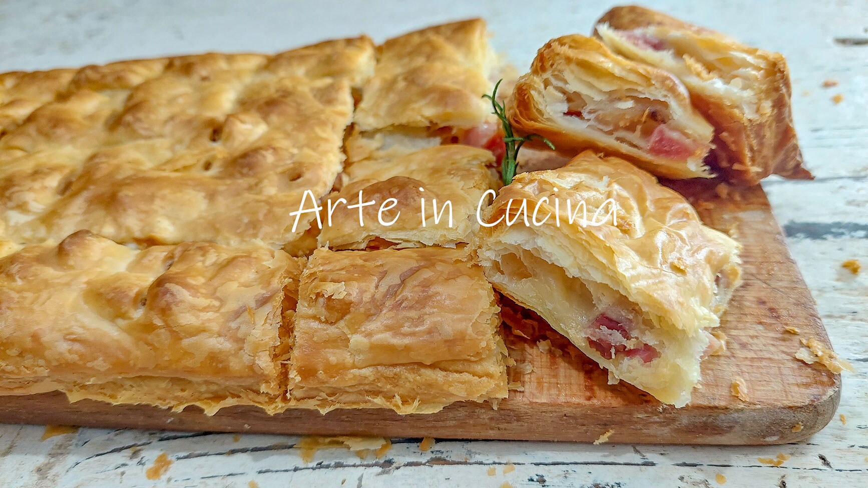 APERITIVOS DE HOJALDRE con embutidos 5 minutos