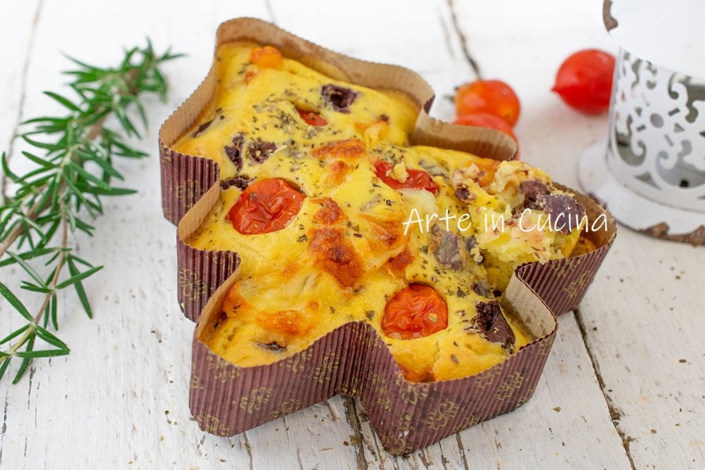 Árbol de Navidad con tomatitos y aceitunas aperitivo
