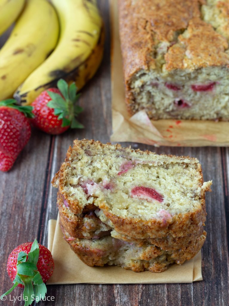 banana bread con fresas