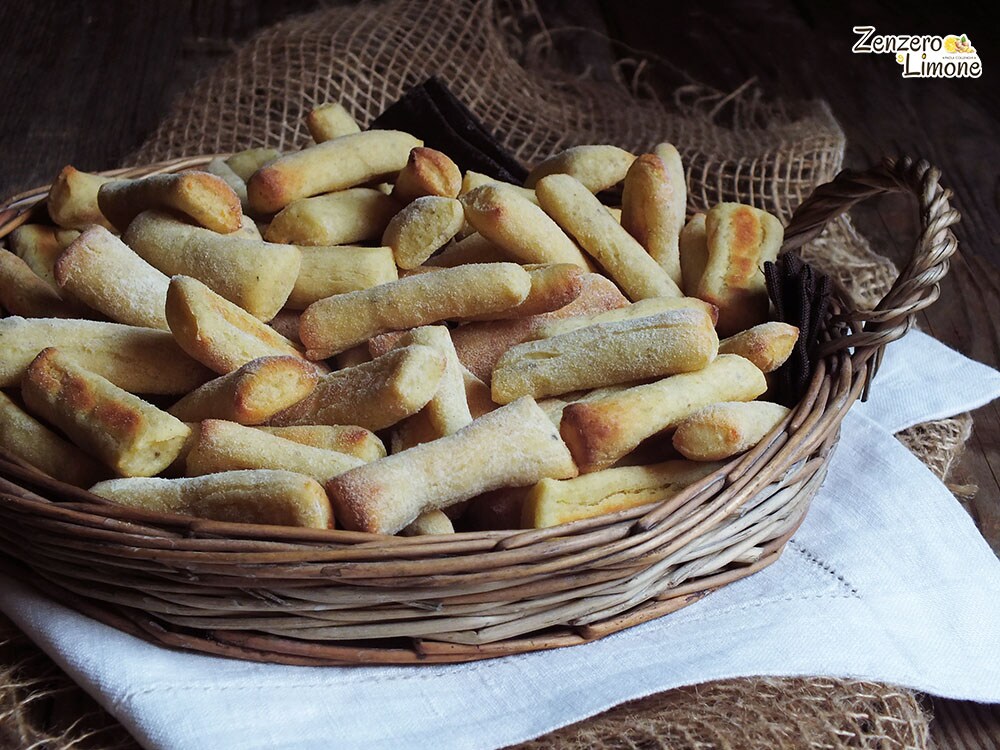 Bastoncillos de patatas y queso