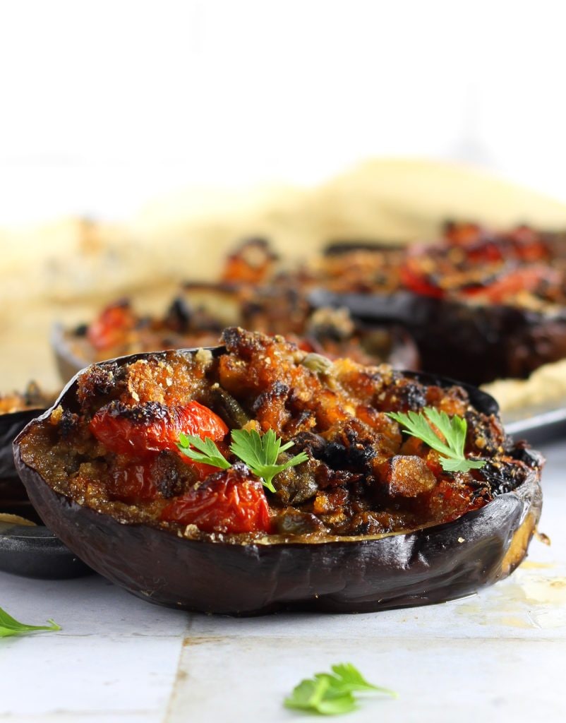 Berenjenas rellenas al horno fáciles y sabrosas