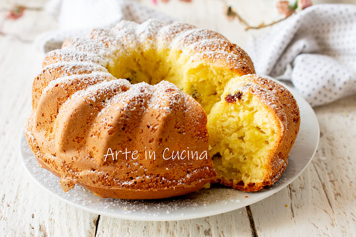 Rosca nube de manzanas y pasas