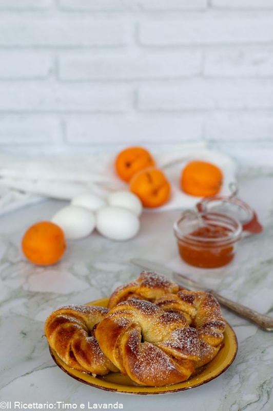 brioche con albaricoques