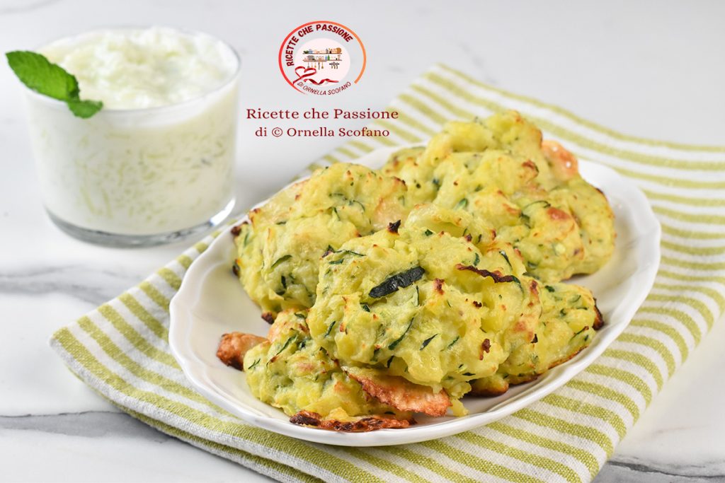 Recetas de buñuelos de calabacín y patatas con mozzarella
