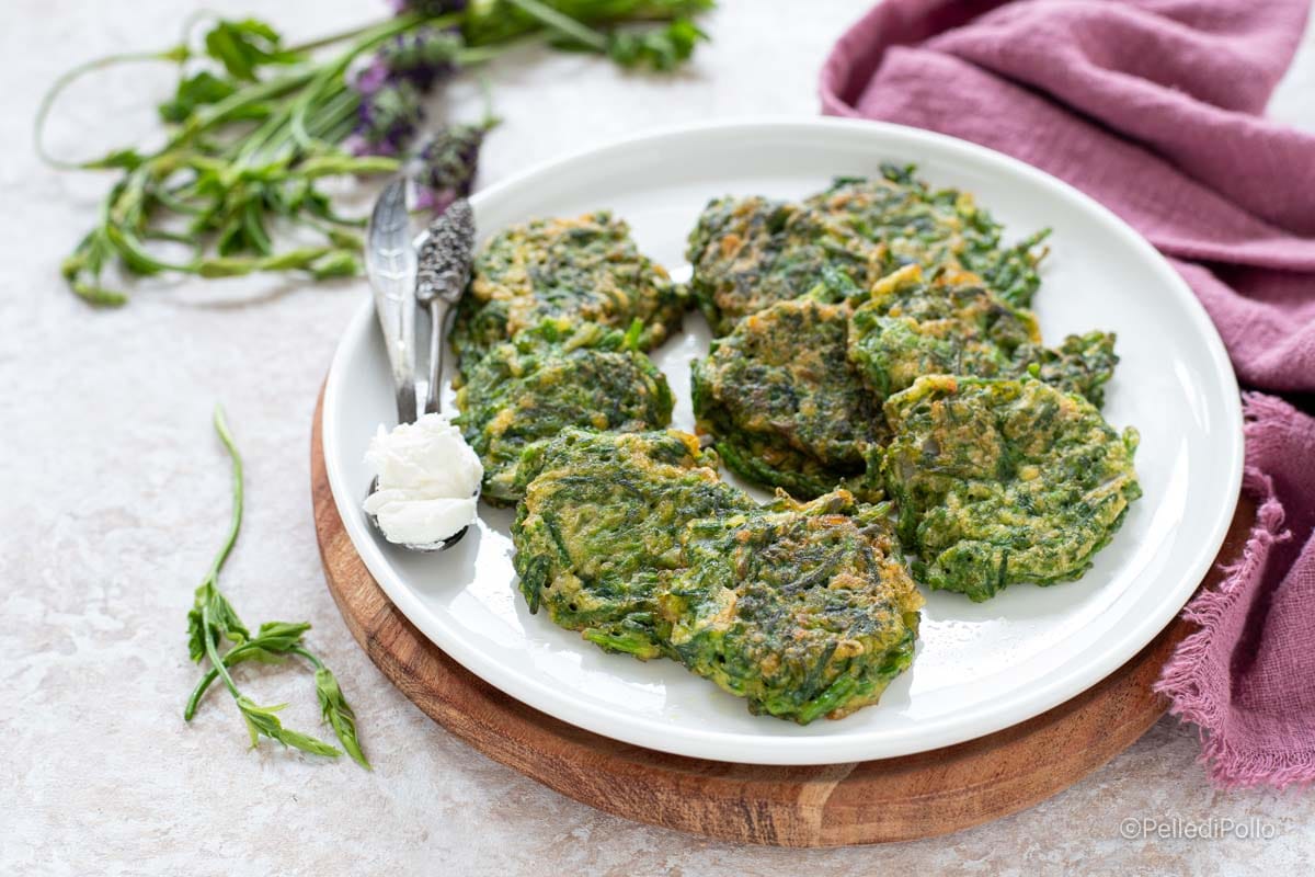 Buñuelos de brotes de lúpulo (bruscandoli)