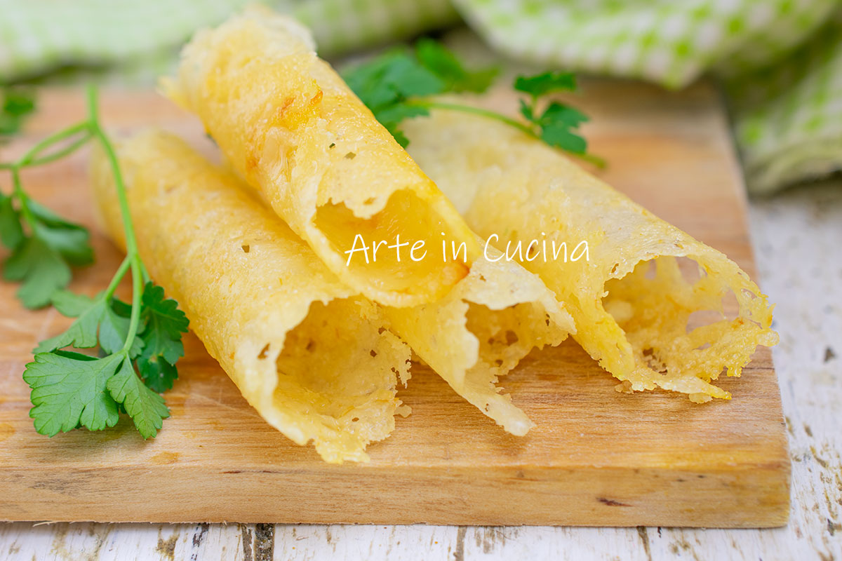 CANNOLI de PARMESANO aperitivo en 5 minutos