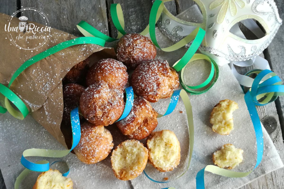 Castagnole fritas
