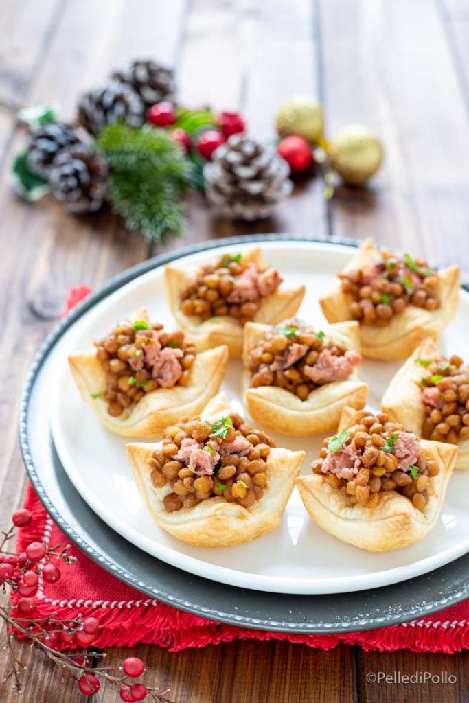 cestitas con cotechino y lentejas