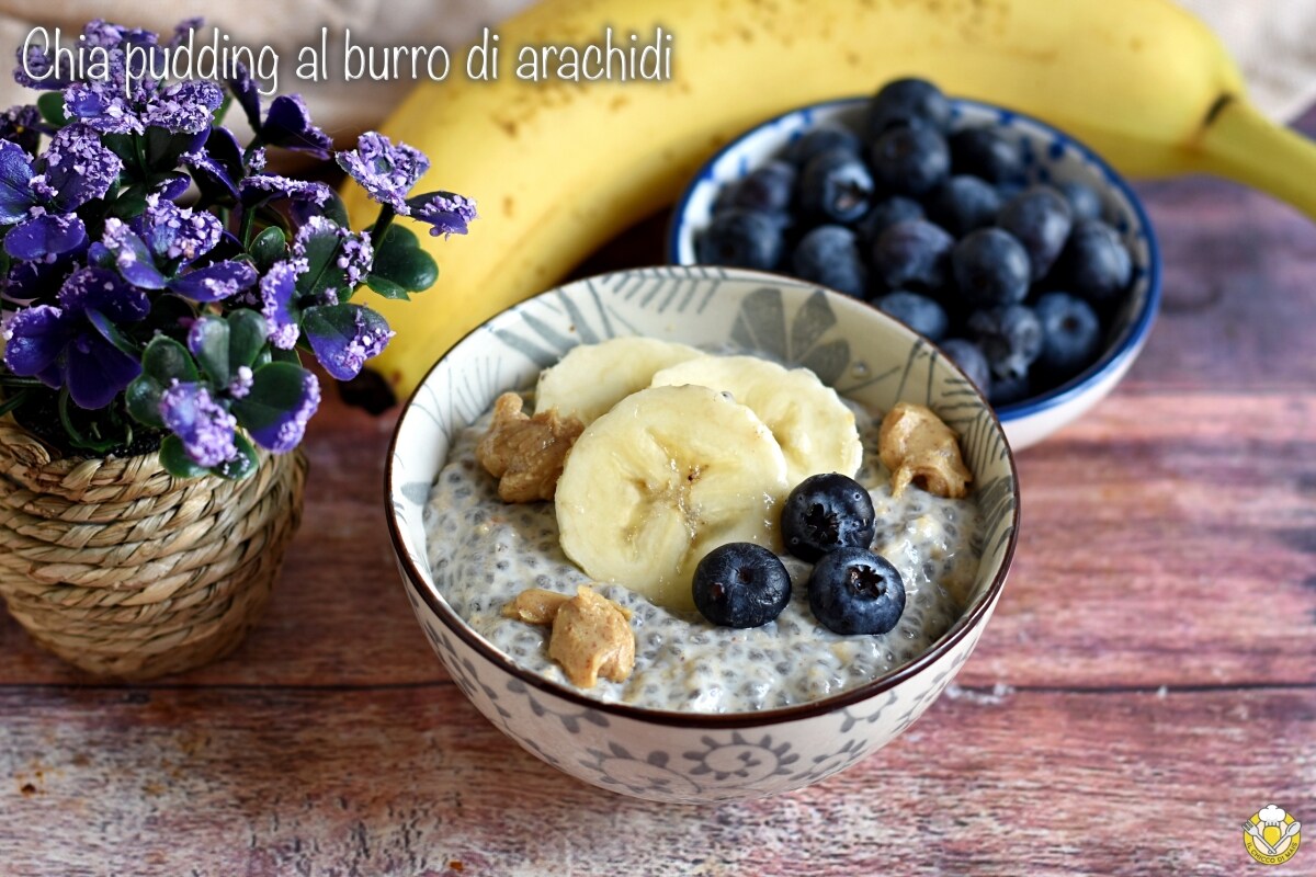 Chia pudding con mantequilla de cacahuete