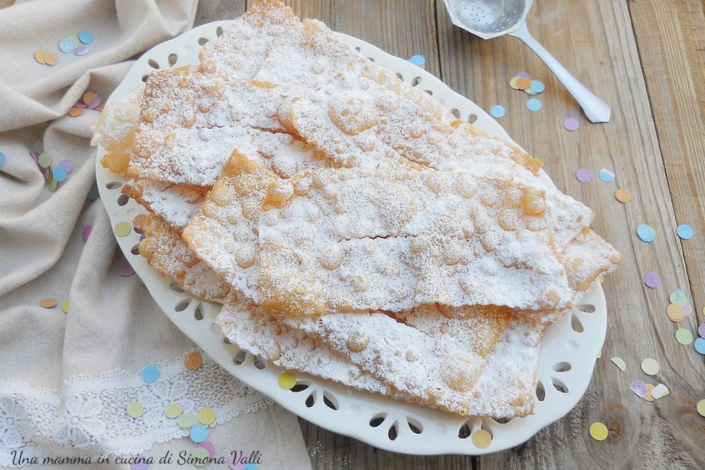 chiacchiere de carnaval de Luca Montersino