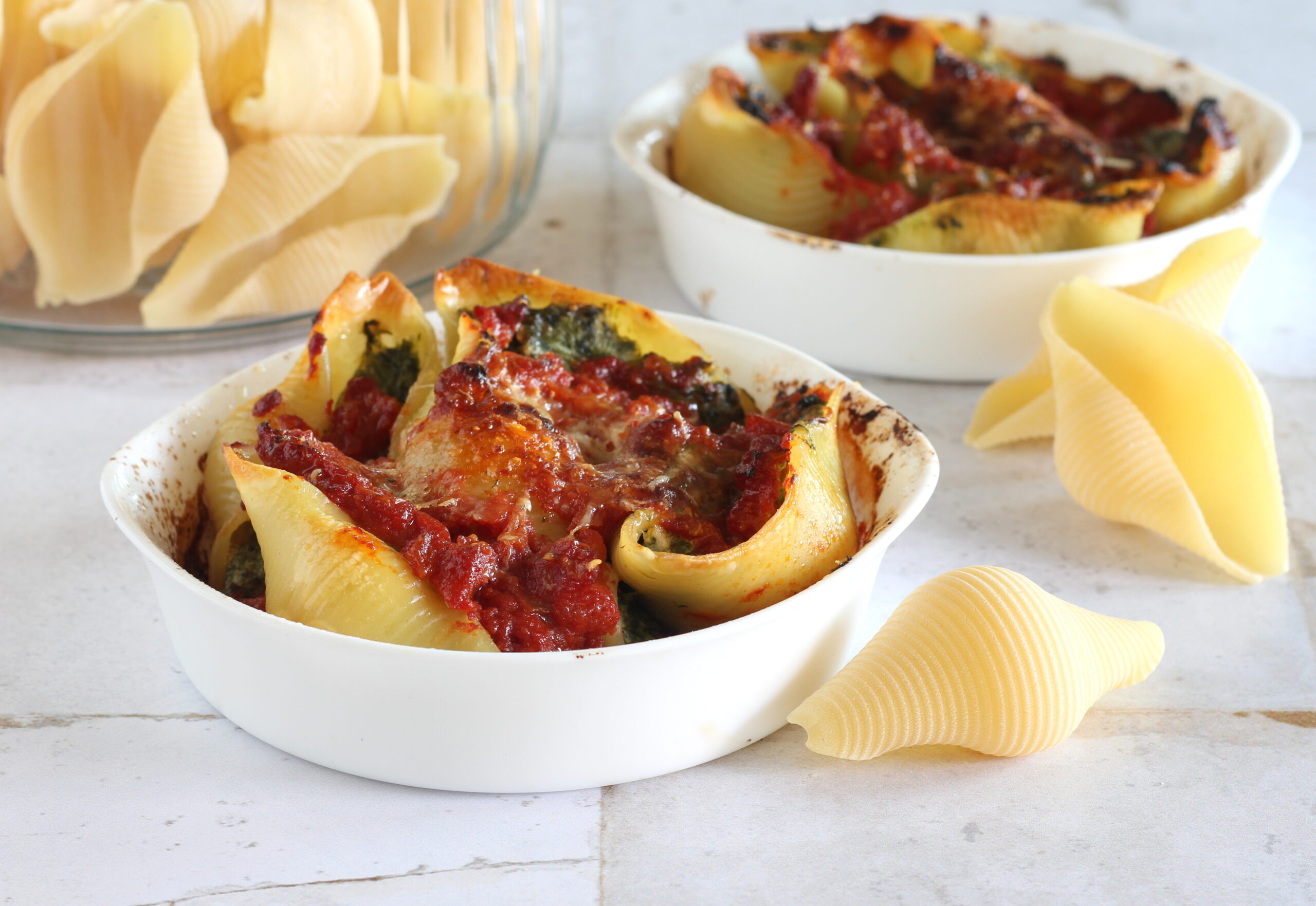 Conchas de pasta con ricotta y espinacas