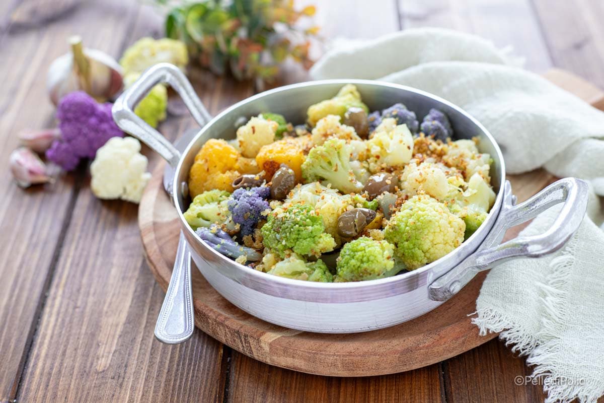 Coliflor en sartén con pan rallado