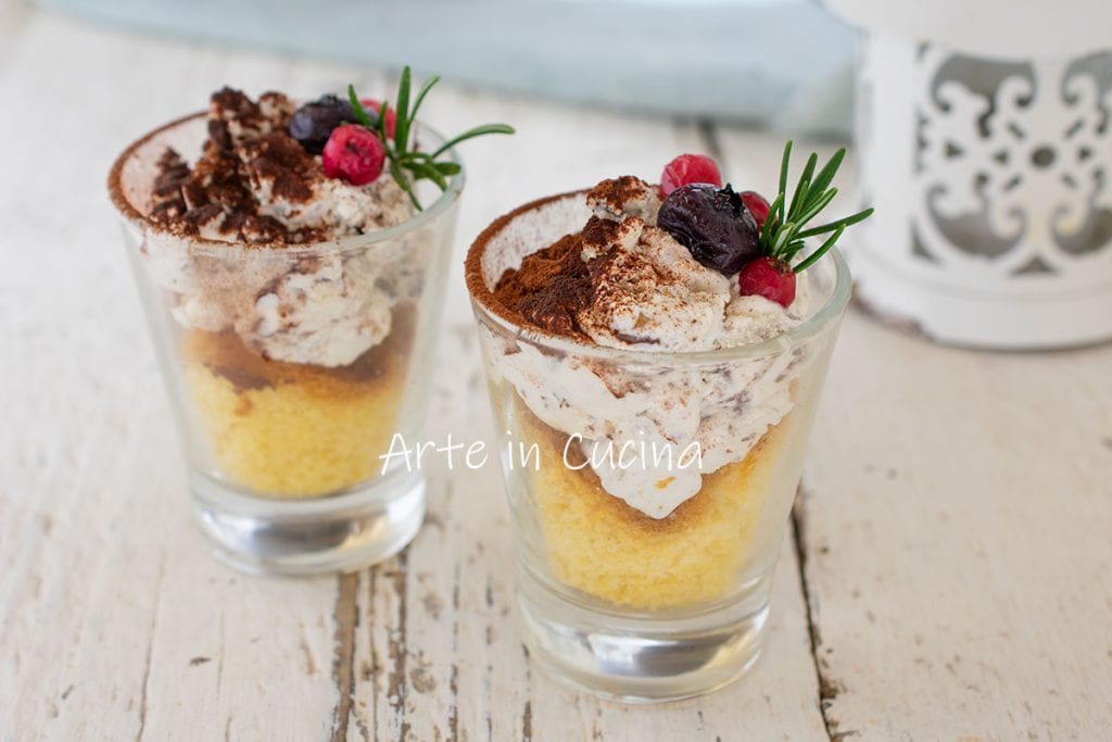 Copitas de pandoro con ricotta y chocolate