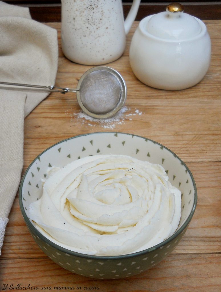 crema de mascarpone sin huevos vertical