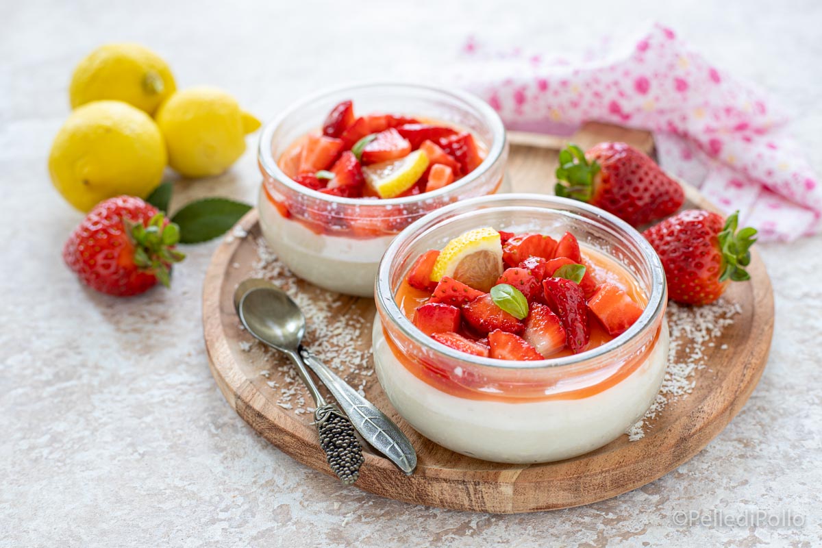 Crema de coco y limón con fresas