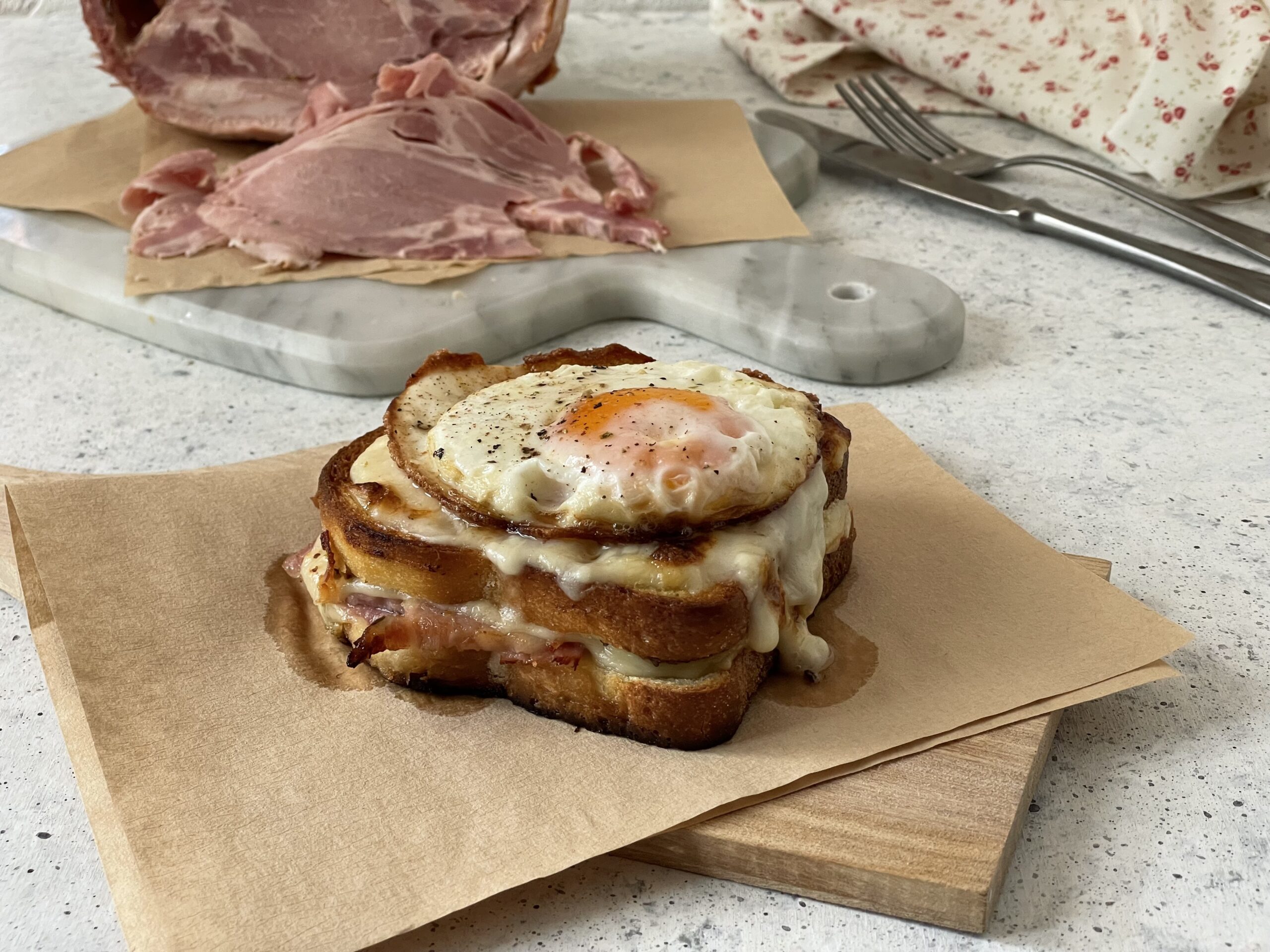 Receta original francesa de Croque Madame