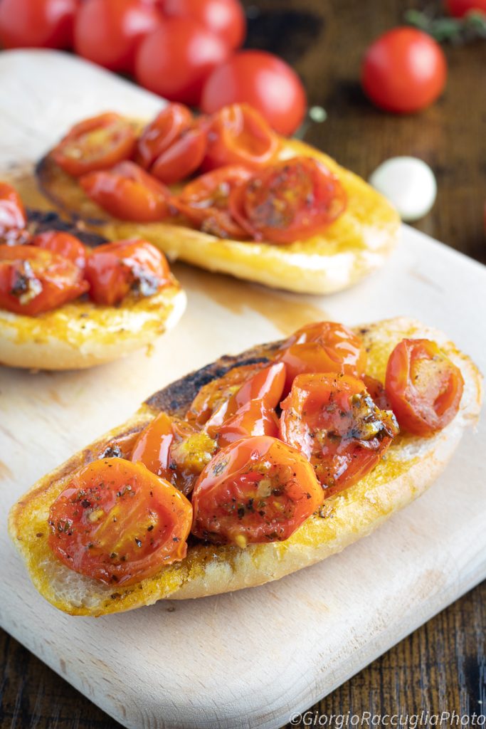 receta de crostini con tomates cherry