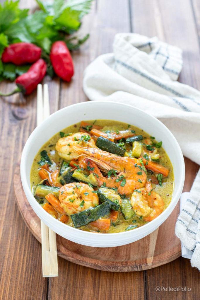 gambas con leche de coco y curry