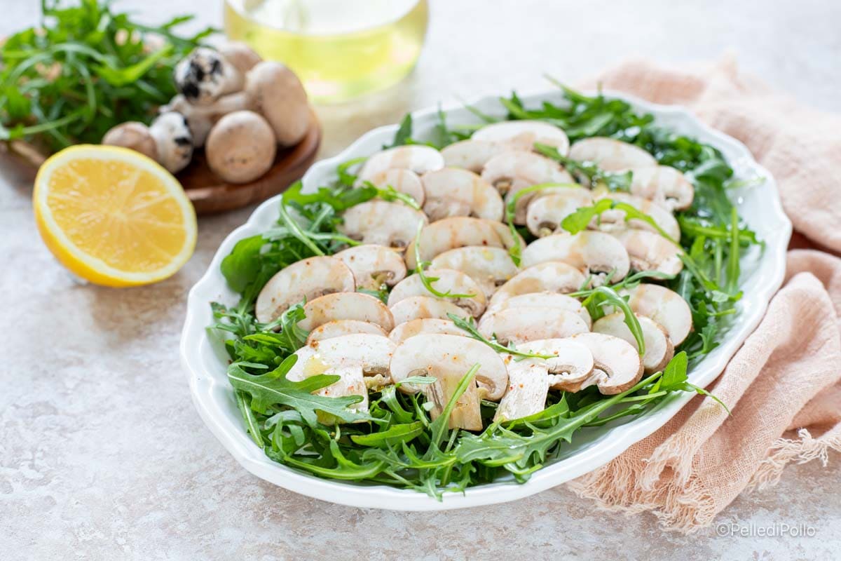 Ensalada de champiñones y rúcula